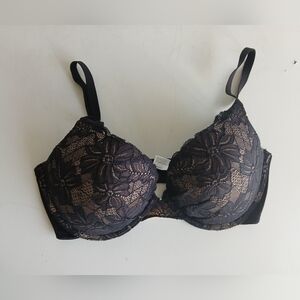 Elegant Women's Black Lace Bra